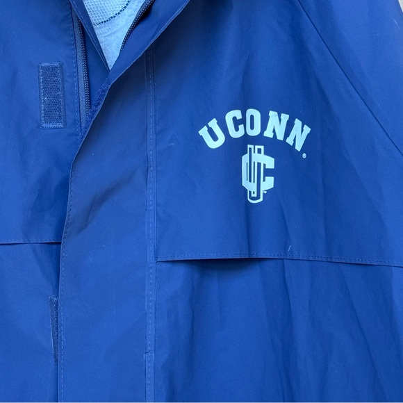 UCONN Huskies Basketball Blue Hooded Rain Jacket Storm Duds Unisex Size M Gift - Picture 3 of 16